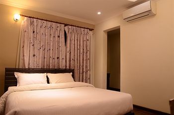 Retreat Serviced Apartments