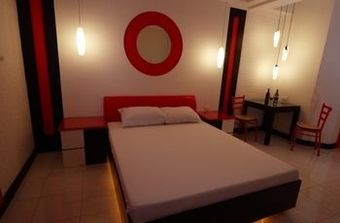 Hotel Victoria Court Balintawak