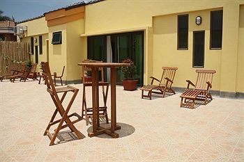 Lee Boutique Hotel