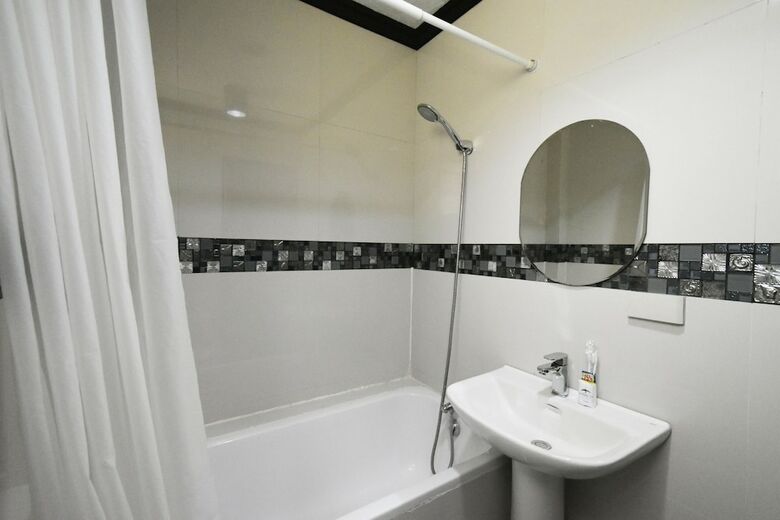 Hotel Swiftlets Inn