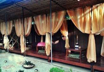Hotel Tres Pension House