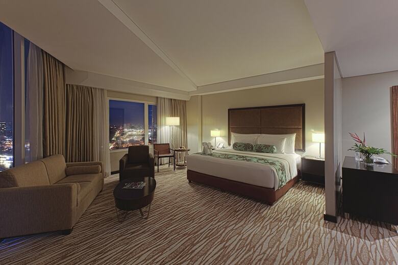 Acacia Hotel Manila