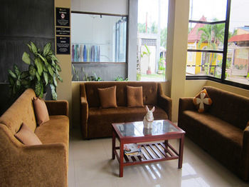 Sunny Point Hotel & Apartelle