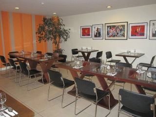 Hotel 878 Libis