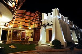 Avenra Garden Hotel