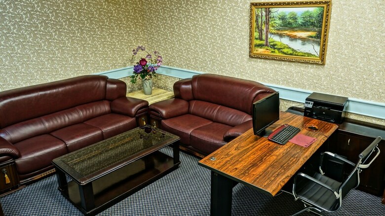 Oriental Hotel