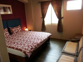 Hotel 86 Guest House