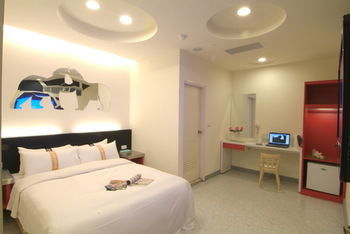 King Plaza Hotel