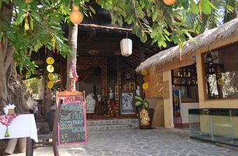 Hotel Rang Garden Hill Side Resort