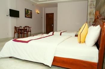 Golden Palm Hotel