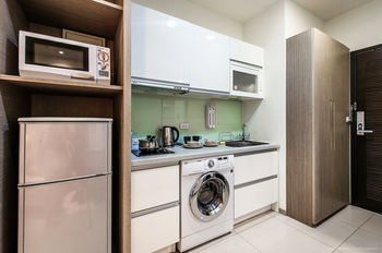 Ch Service Apartment