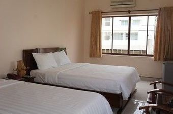 Hotel Elegant Inn