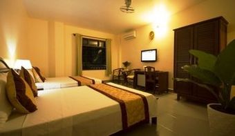 Bien Xanh Hotel