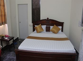 Ha Vy Hotel