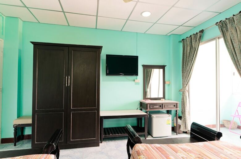 Hotel Sananwan Palace