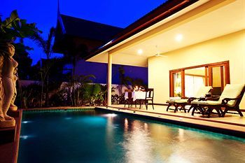 Thai Thani Pool Villa Resort