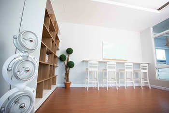 Aparthotel Bbg Seaside Luxurious Service Apartment