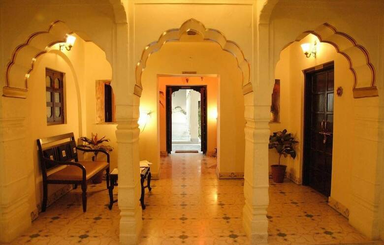 Hotel Welcomheritage Sirsi Haveli