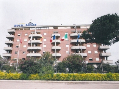 Hotel Palace
