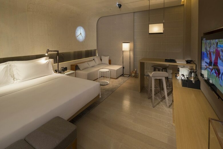 Hui Hotel