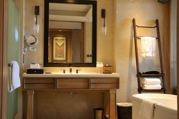 Hotel Hilton Dali Resort & Spa