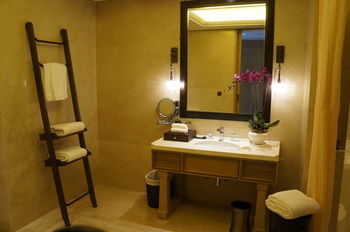 Hotel Hilton Dali Resort & Spa