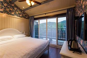 Westlake Hostel Man Juelong Branch