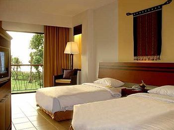 Bintang Flores Hotel