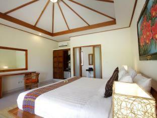 Puri Sari Beach Hotel