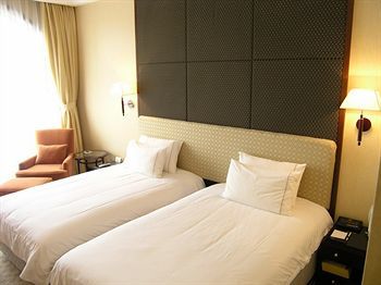 Regal Riviera Hotel