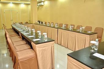 Hotel Sofyaninn Rangkayo Basa
