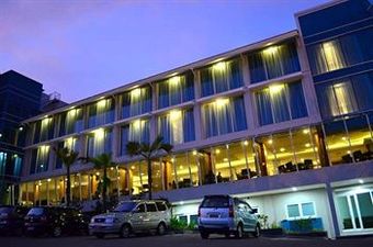 Emersia Hotel & Resort