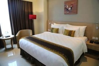 Golden Tulip Galaxy Hotel