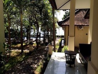 Hotel Rising Star Beach Resort Amed
