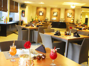 Grage Ramayana Hotel