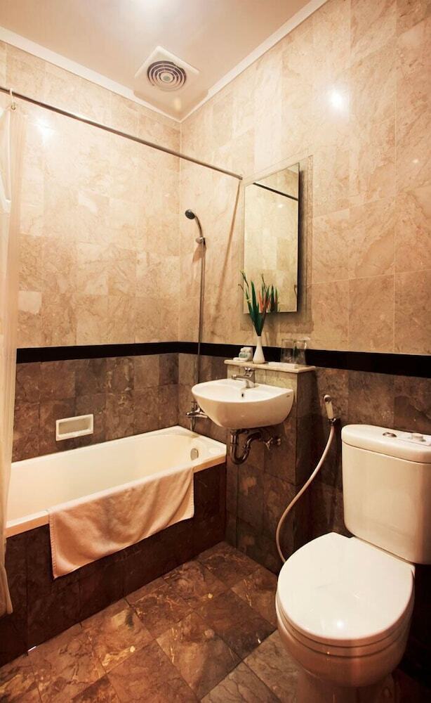 Bentani Hotel & Residence