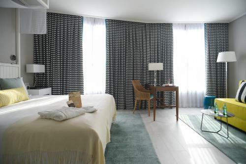 Melody Hotel