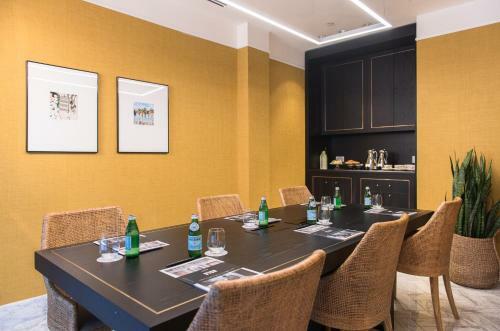 Melody Hotel