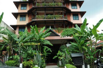 Hotel Jk Resident