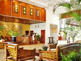 Hotel Mayang Sari Beach Resort
