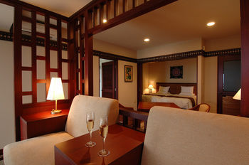 Hotel Shigira Bayside Suite Allamanda