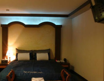 500th Hotel