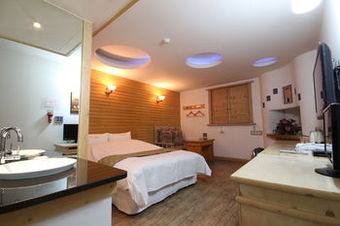 Business Hotel