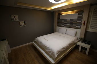 Rexhotel