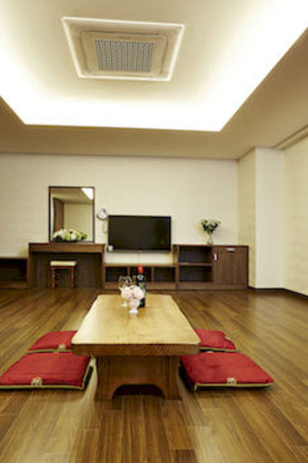 Roni Hotel