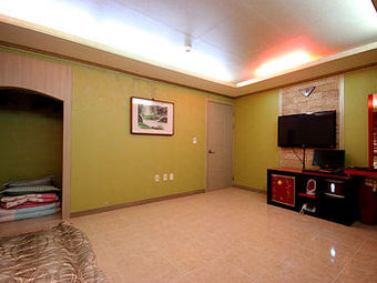 Brown Hotel