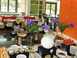 Monte Carlo Bay Hotel And Resort