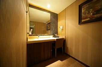Lanuit Hotel