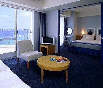 Hotel The Beach Tower Okinawa