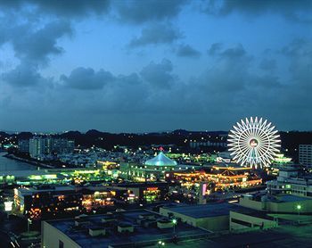Hotel The Beach Tower Okinawa